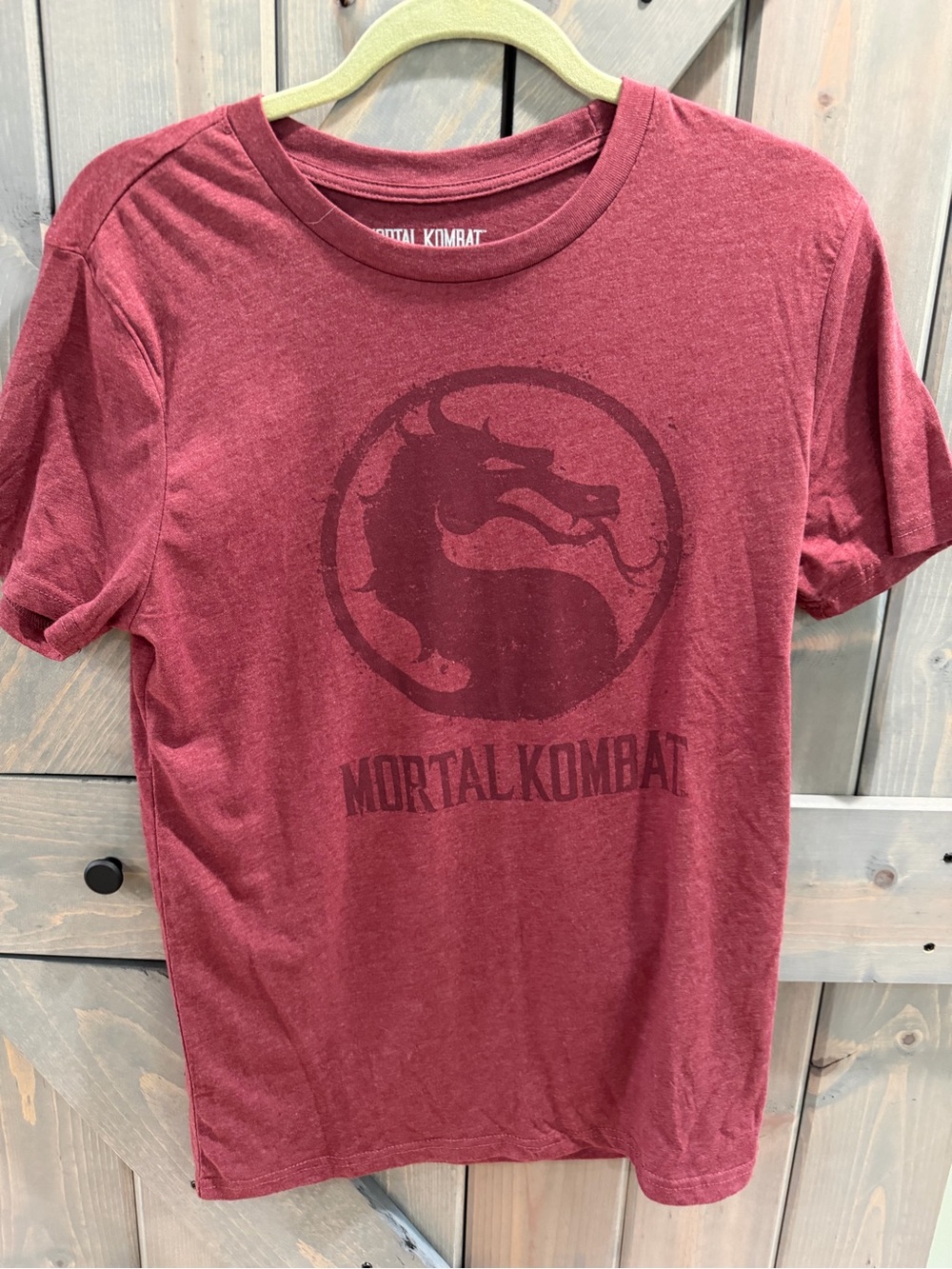 Mortal Kombat Klassic Dragon Logo Graphic Tee Size Small Burgundy